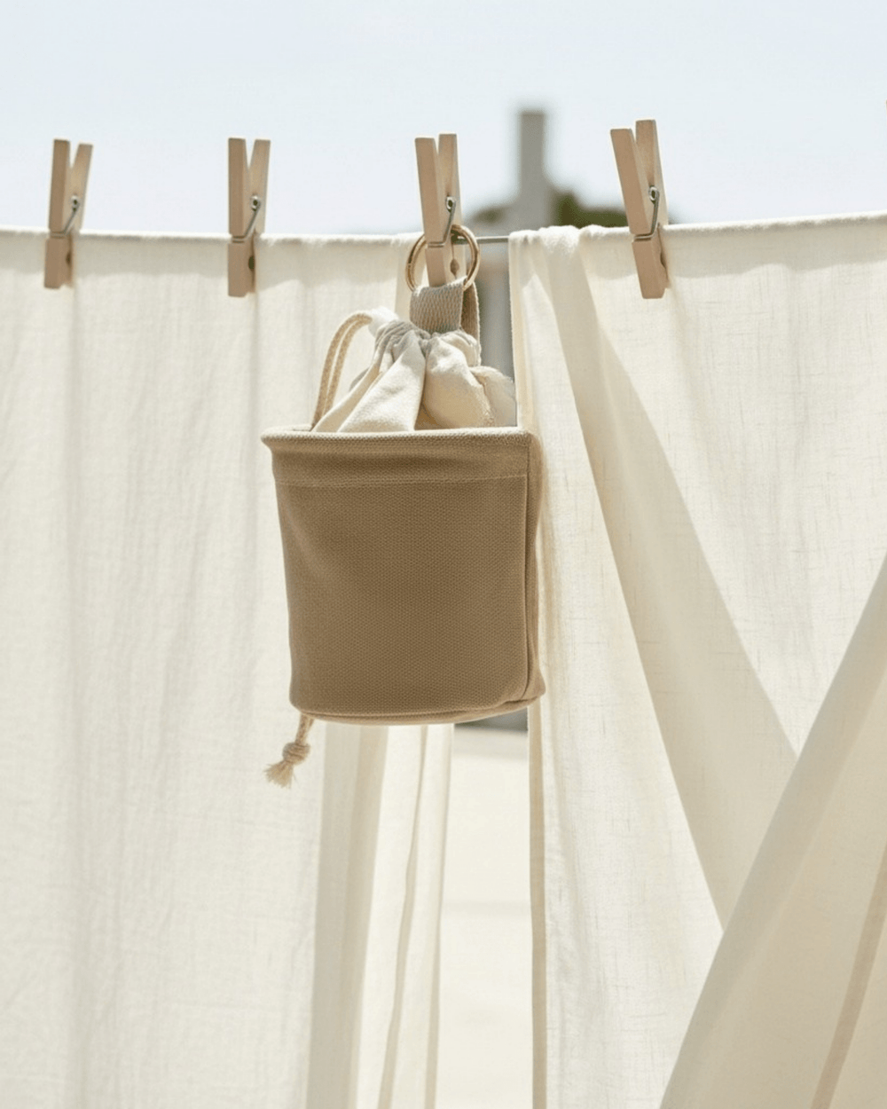 LIVLIG, Wäscheklammerbeutel inkl. 50 Wäscheklammern, Wäscheklammerbeutel, Greige