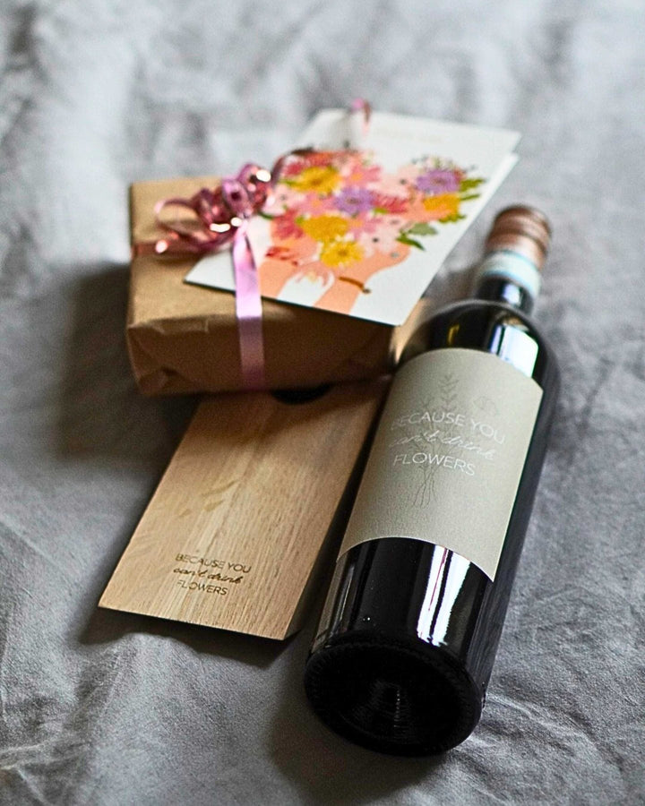 LIVLIG, Weinflaschenhalter mit Flaschenetikett, flaschenhalter, Can´t drink Flowers