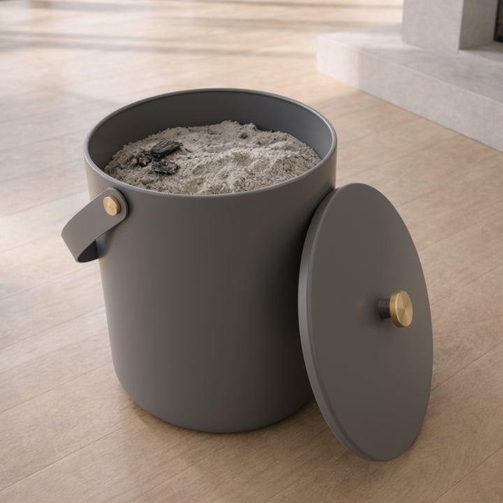 Ash Bucket with Lid