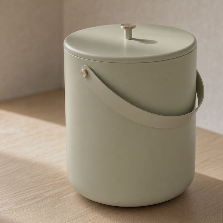 Ash Bucket with Lid
