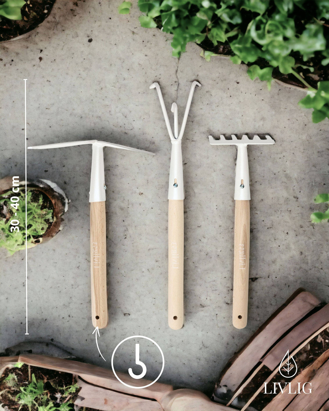 Garden tools set claw, rake and hoe