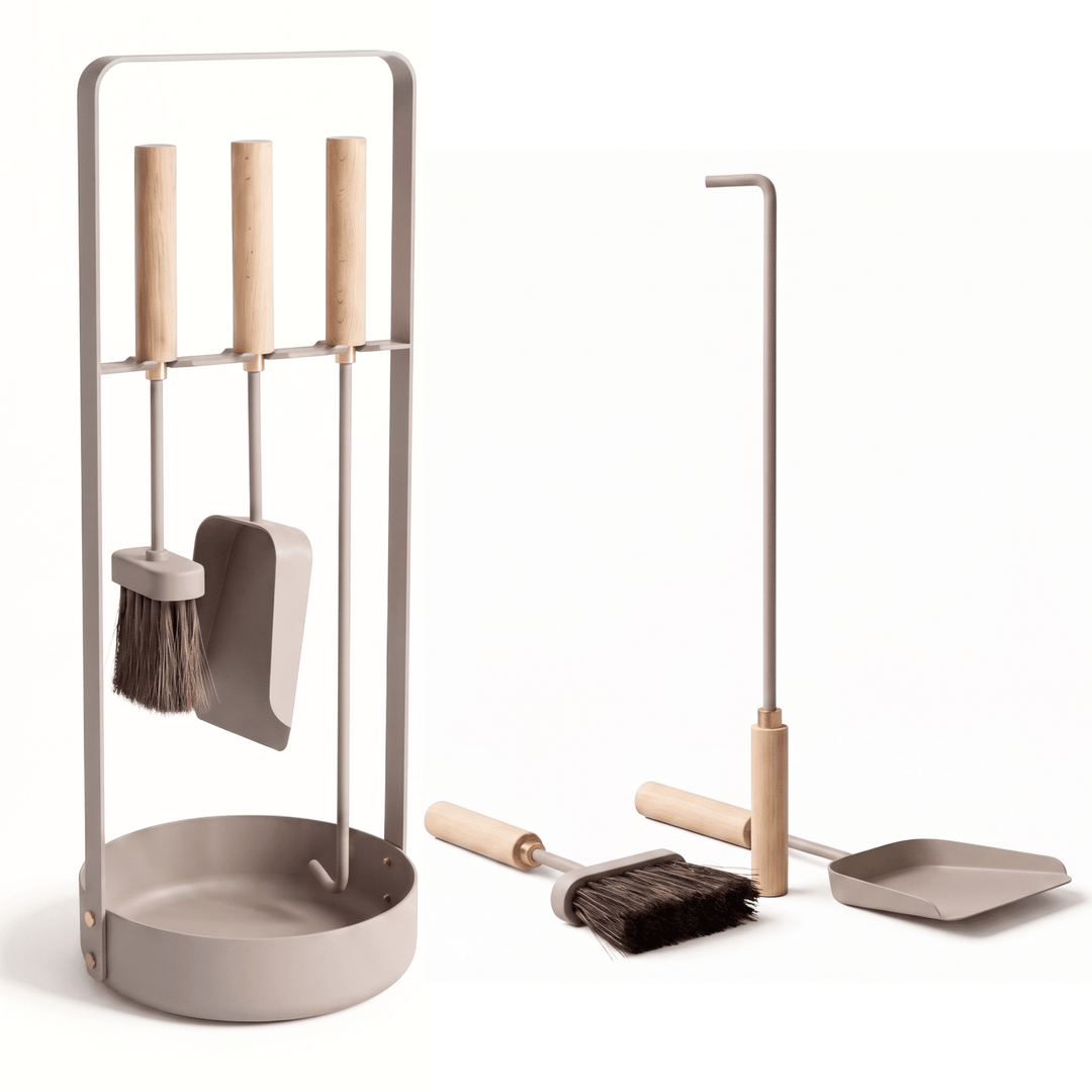 Elegantes Kaminbesteck in taupe mit Holzgriffen von LIVLIG, minimalistisches Design mit Metallhalter und Borstenbesen