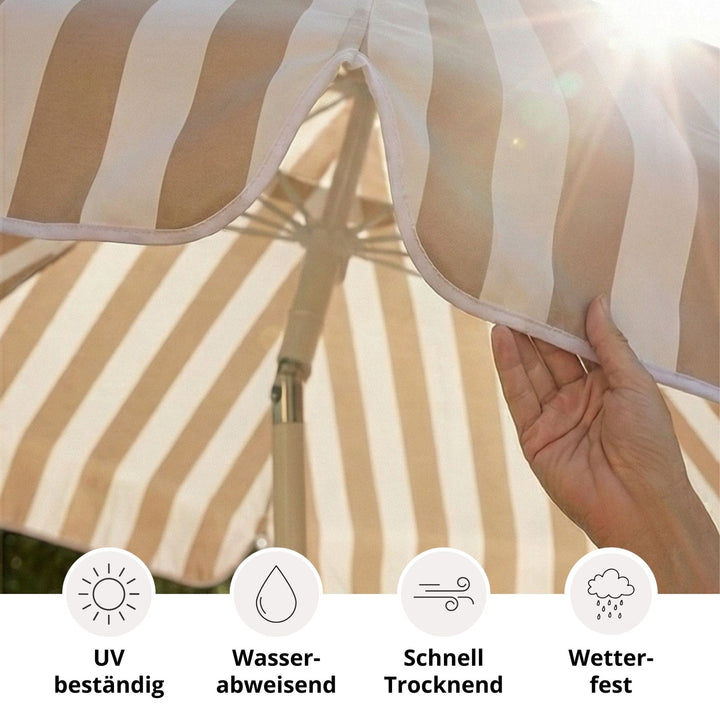 Beiger Premium Sonnenschirm 200cm von LIVLIG, mit Streifenmuster und weißer Kante, im sonnigen Außenbereich.